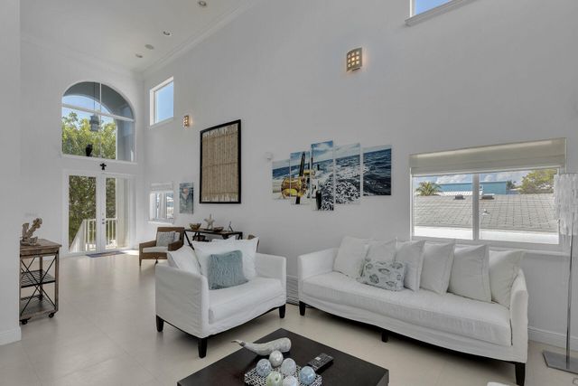 120 Fairwich Court, Key Largo, FL 33070