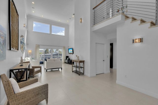 120 Fairwich Court, Key Largo, FL 33070