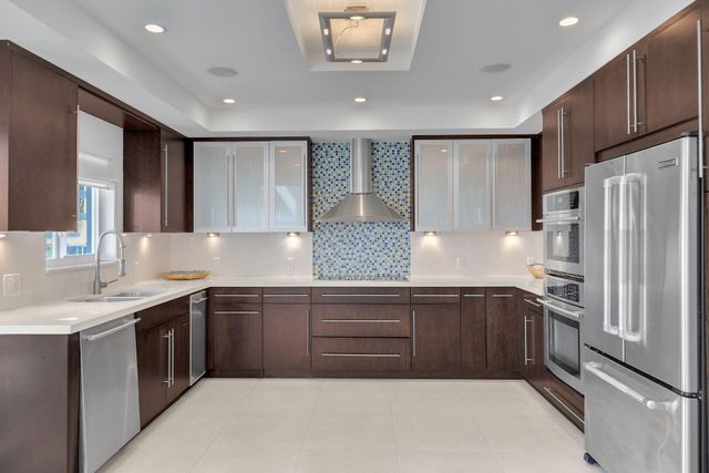 120 Fairwich Court, Key Largo, FL 33070