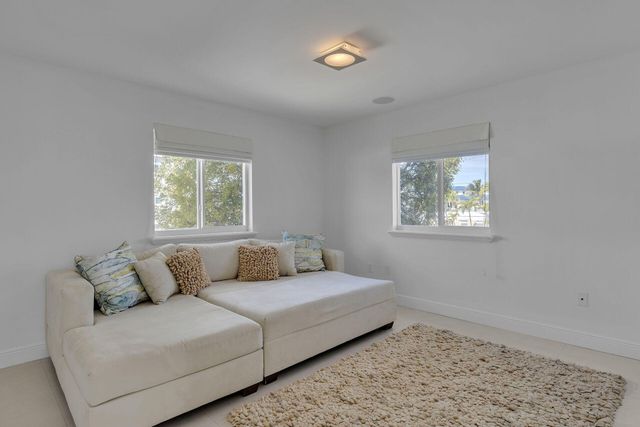 120 Fairwich Court, Key Largo, FL 33070