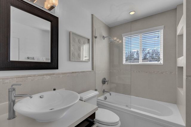 120 Fairwich Court, Key Largo, FL 33070