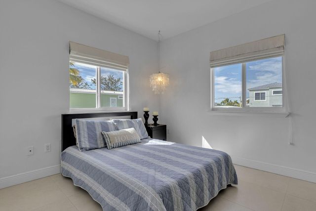 120 Fairwich Court, Key Largo, FL 33070