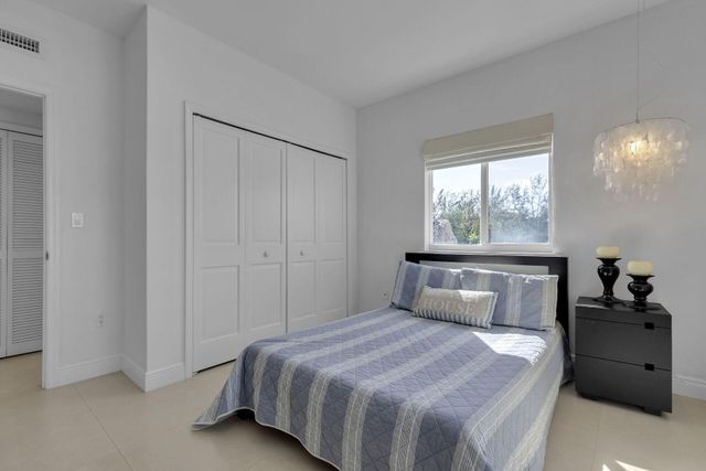 120 Fairwich Court, Key Largo, FL 33070