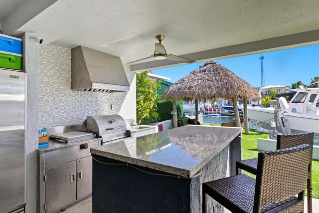 120 Fairwich Court, Key Largo, FL 33070
