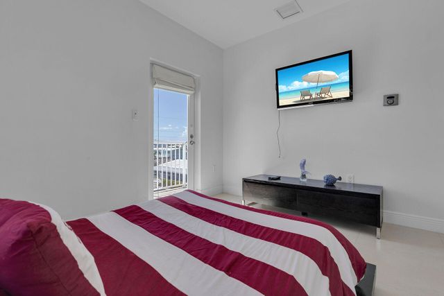 120 Fairwich Court, Key Largo, FL 33070