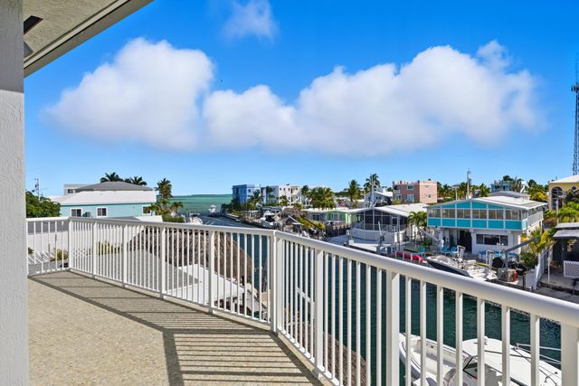 120 Fairwich Court, Key Largo, FL 33070