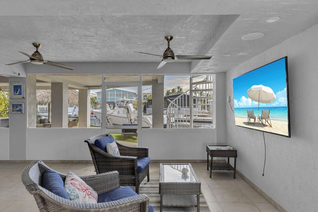 120 Fairwich Court, Key Largo, FL 33070