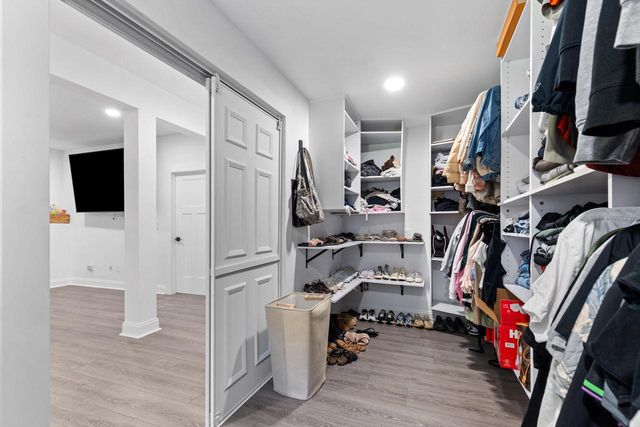 1096 E Libby COURT, Oak Creek, WI 53154