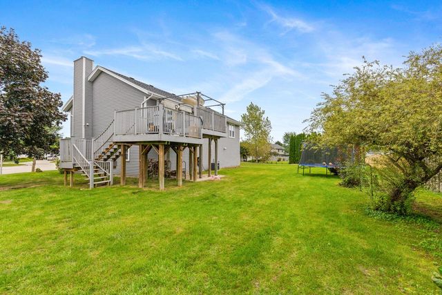 1096 E Libby COURT, Oak Creek, WI 53154