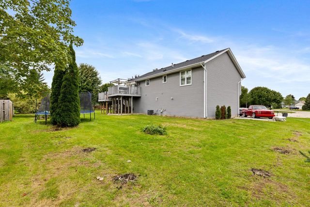 1096 E Libby COURT, Oak Creek, WI 53154