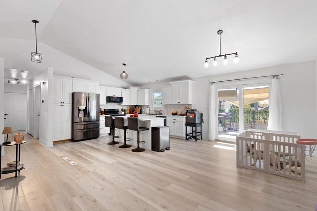 1096 E Libby COURT, Oak Creek, WI 53154