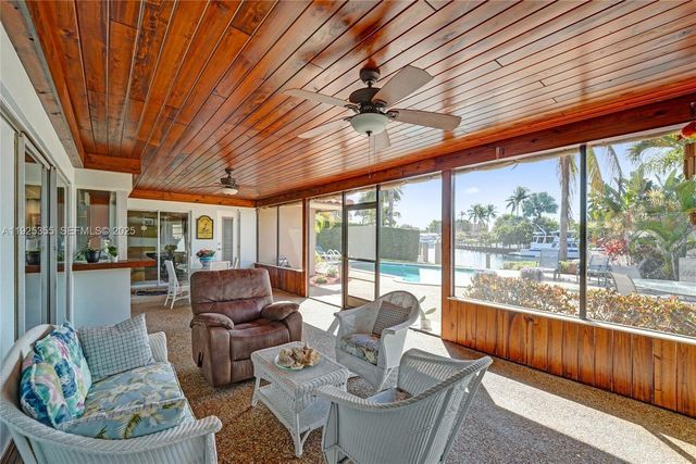 4060 NE 26th Ave, Lighthouse Point, FL 33064