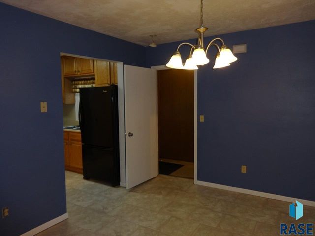 1620 E 3rd St, Sioux Falls, SD 57103