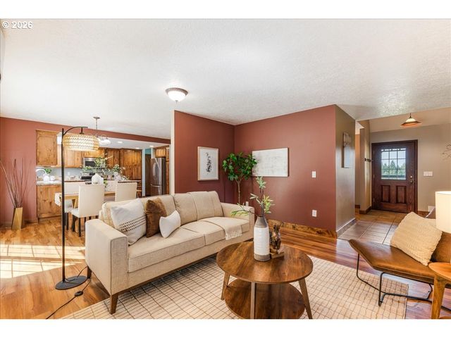 35000 Se COLORADO Rd, Sandy, OR 97055
