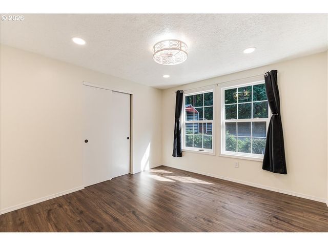 35000 Se COLORADO Rd, Sandy, OR 97055