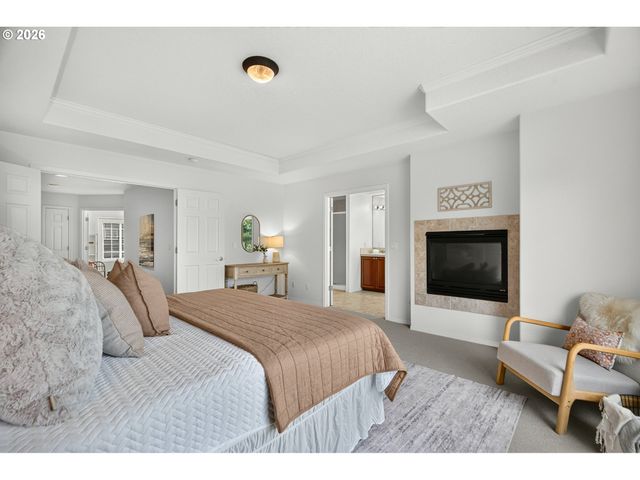 13629 Nw PAYNE Dr, Portland, OR 97229