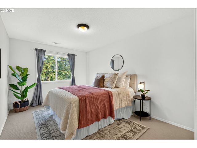 13629 Nw PAYNE Dr, Portland, OR 97229