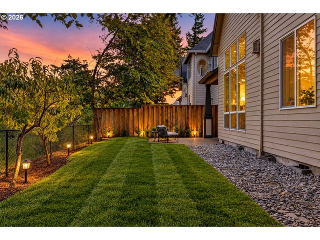 13629 Nw PAYNE Dr, Portland, OR 97229