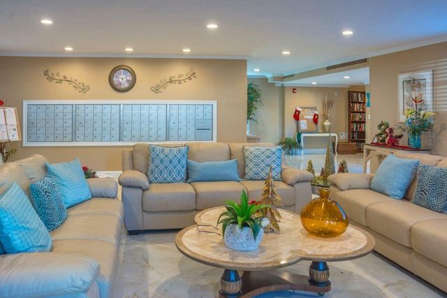 1461 S Ocean Boulevard S 321, Lauderdale By The Sea, FL 33062