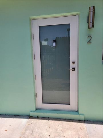 1010 NW 3rd Avenue, Hallandale Beach, FL 33009