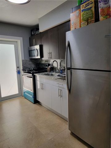 1010 NW 3rd Avenue, Hallandale Beach, FL 33009