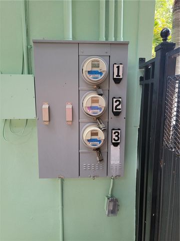 1010 NW 3rd Avenue, Hallandale Beach, FL 33009