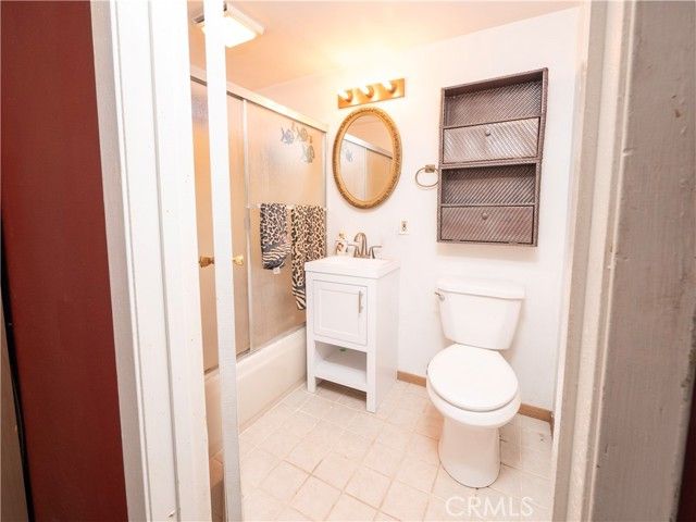 1114 E Lemon, Glendora, CA 91741