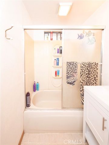 1114 E Lemon, Glendora, CA 91741