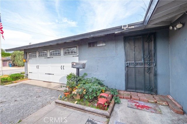 1114 E Lemon, Glendora, CA 91741