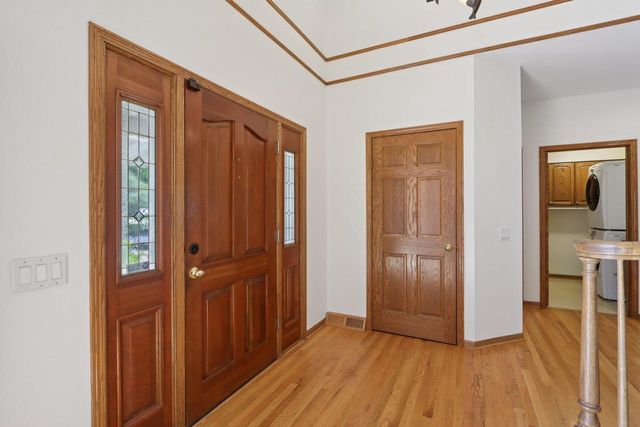 714 Ondossagon Way, Madison, WI 53719