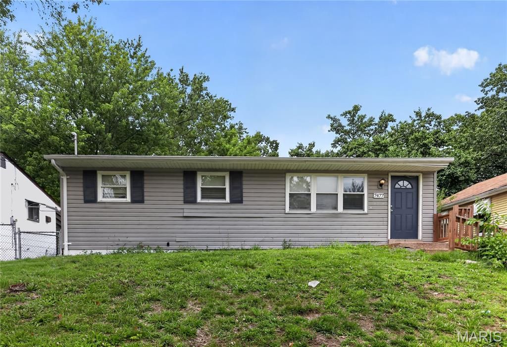 7477 Halpin Drive, St Louis, MO 63135