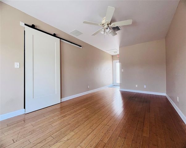 6050 MASSACHUSETTS AVENUE, New Port Richey, FL 34653