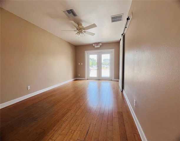 6050 MASSACHUSETTS AVENUE, New Port Richey, FL 34653