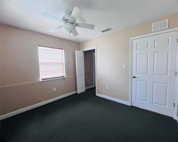 6050 MASSACHUSETTS AVENUE, New Port Richey, FL 34653