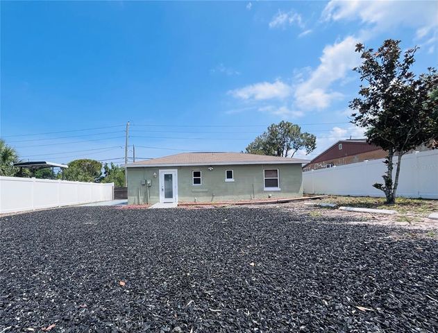 6050 MASSACHUSETTS AVENUE, New Port Richey, FL 34653