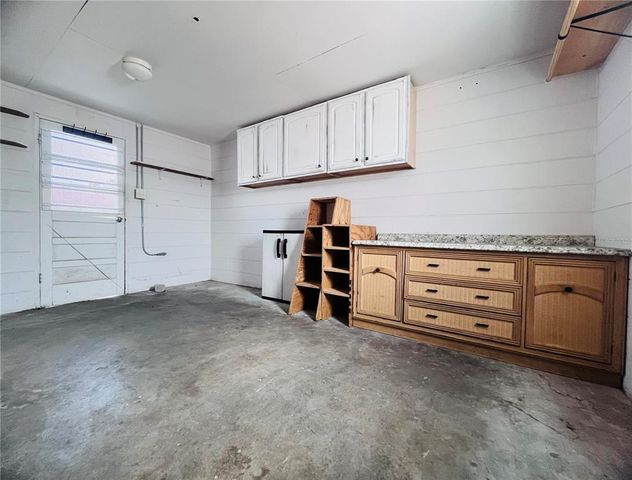6050 MASSACHUSETTS AVENUE, New Port Richey, FL 34653