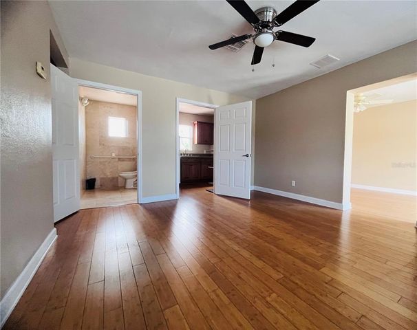 6050 MASSACHUSETTS AVENUE, New Port Richey, FL 34653