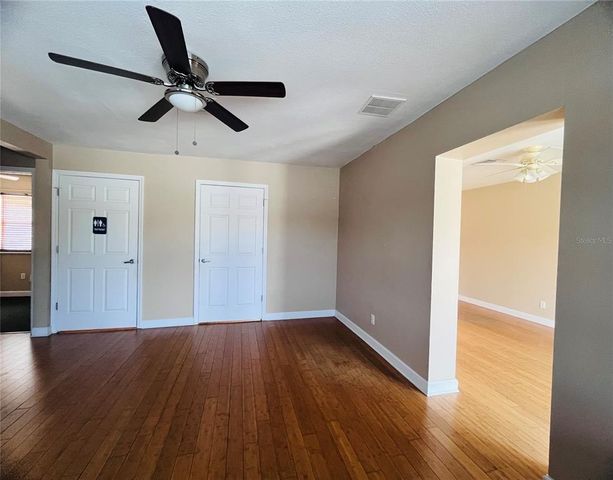 6050 MASSACHUSETTS AVENUE, New Port Richey, FL 34653