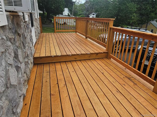 79 Buckberg Road, Tomkins Cove, NY 10986