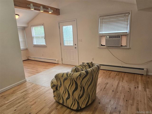 79 Buckberg Road, Tomkins Cove, NY 10986