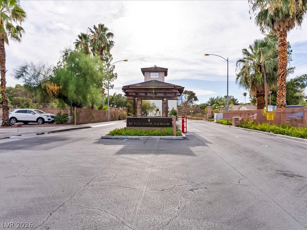 2831 Geary Place 2934, Las Vegas, NV 89109 — photo 2