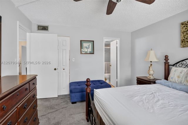 9261 Sunrise Lakes Blvd 203, Sunrise, FL 33322