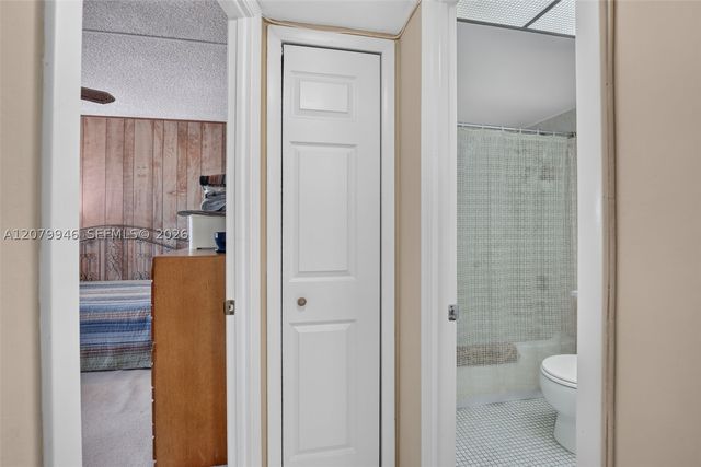 9261 Sunrise Lakes Blvd 203, Sunrise, FL 33322