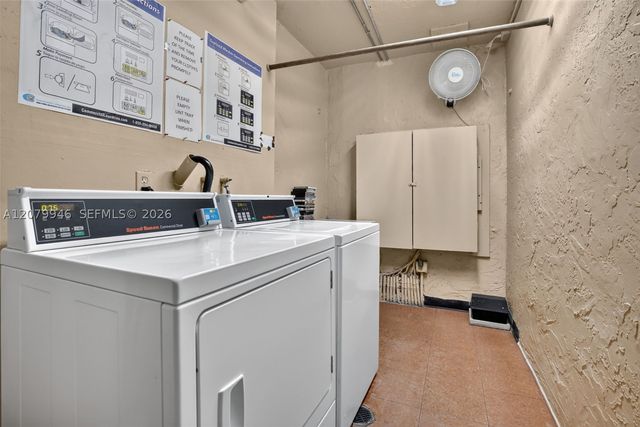 9261 Sunrise Lakes Blvd 203, Sunrise, FL 33322