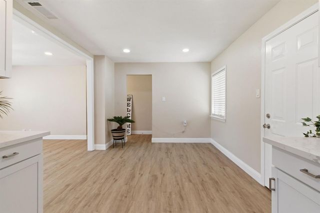 2201 Eicher Ave, Modesto, CA 95350