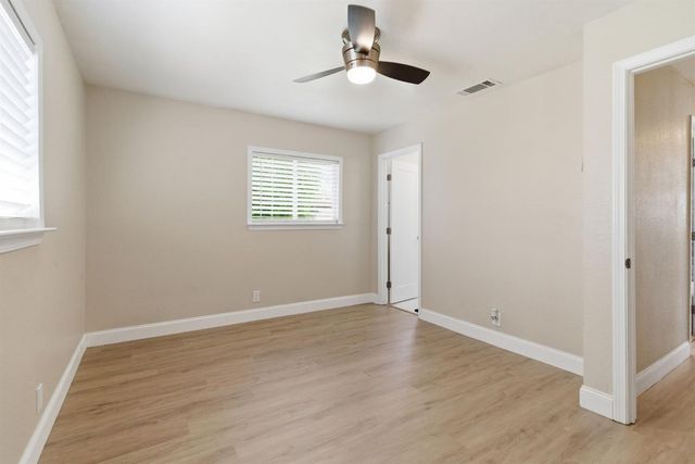 2201 Eicher Ave, Modesto, CA 95350