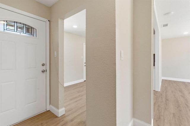2201 Eicher Ave, Modesto, CA 95350