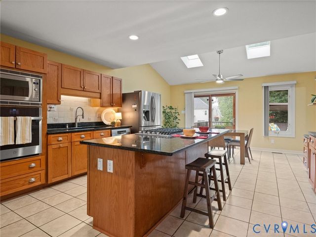 9700 Stemwell Ct, North Chesterfield, VA 23236