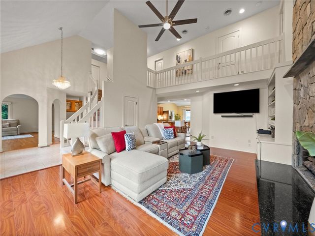 9700 Stemwell Ct, North Chesterfield, VA 23236