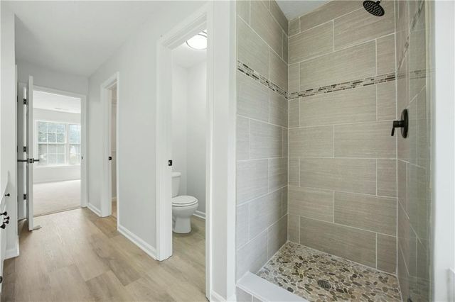 2217 Oakland Walk Drive, Lawrenceville, GA 30044